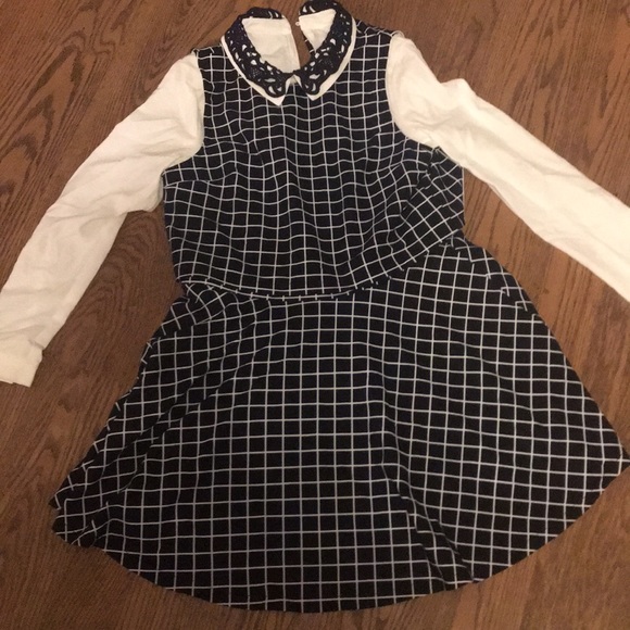 One piece long sleeve plaid dress - Picture 4 of 8